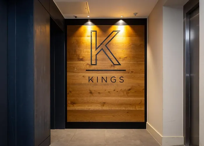 20 Hudson Quarter - Free Parking - City Centre