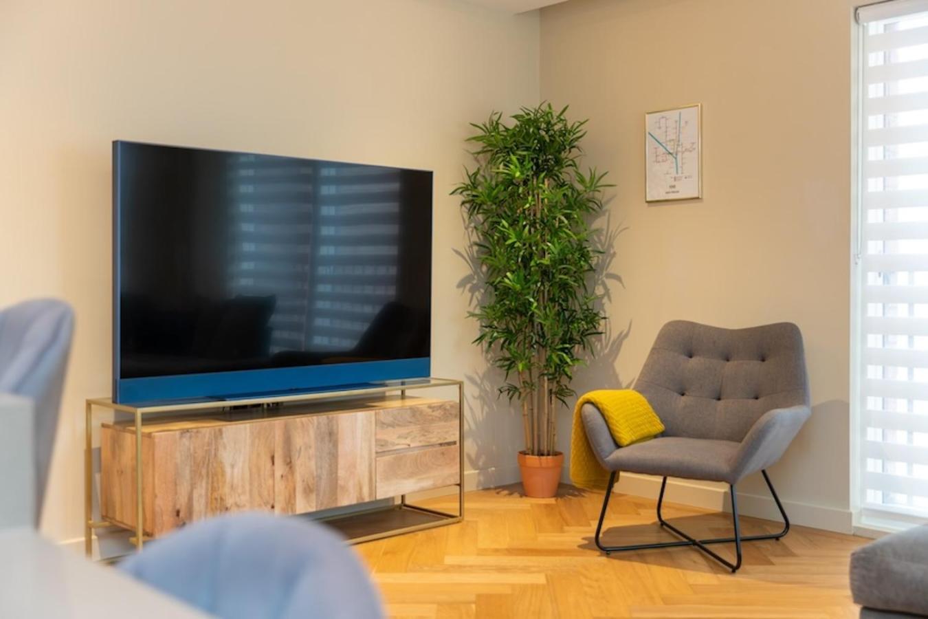 Apartment 20 Hudson Quarter - Free Parking - Centre *